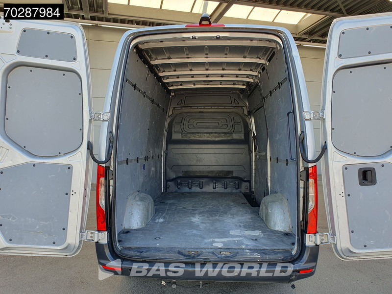 Mercedes-Benz Sprinter 315 CDI Automaat L2H2 Airco Camera MBUX CarPlay Parkeersensoren Euro6 L2 12m3 Airco - Kis furgon: 3 kép. Mercedes-Benz Sprinter 315 CDI Automaat L2H2 Airco Camera MBUX CarPlay Parkeersensoren Euro6 L2 12m3 Airco - Kis furgon: 3 kép.