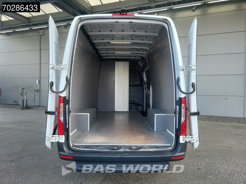 Mercedes-Benz Sprinter 315 CDI Automaat L3H2 Navi Airco Cruise Camera MBUX Euro6 L3 15m3 Airco Cruise control - Furgon: 3 kép. Mercedes-Benz Sprinter 315 CDI Automaat L3H2 Navi Airco Cruise Camera MBUX Euro6 L3 15m3 Airco Cruise control - Furgon: 3 kép.