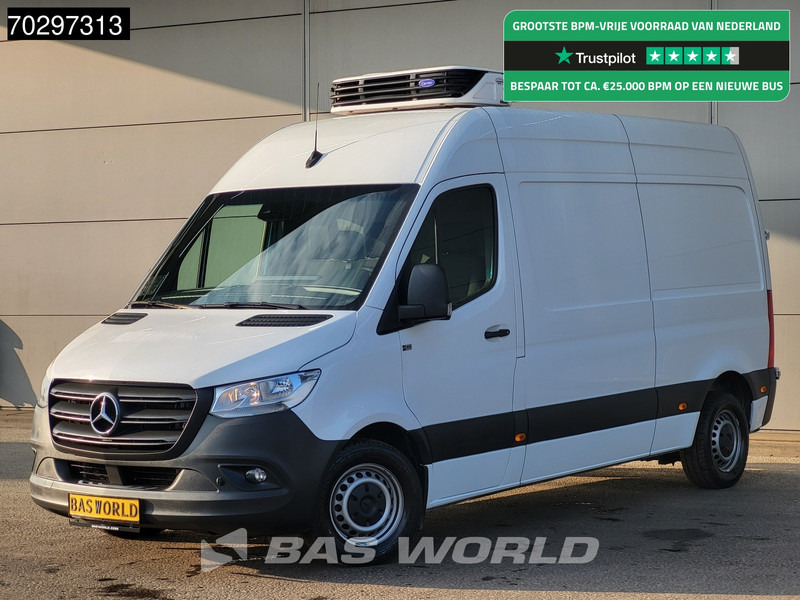 Mercedes-Benz Sprinter 315 CDI Bi-Temp Automaat L2H2 Koelwagen Vriezer Thermo King 350mt Navi Airco Camera MBUX CarPlay Euro6 Koel Koeler Kühl Kühler K - Hűtős kisteherautó: 1 kép. Mercedes-Benz Sprinter 315 CDI Bi-Temp Automaat L2H2 Koelwagen Vriezer Thermo King 350mt Navi Airco Camera MBUX CarPlay Euro6 Koel Koeler Kühl Kühler K - Hűtős kisteherautó: 1 kép.