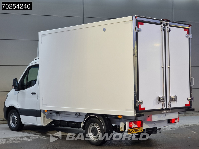 Mercedes-Benz Sprinter 315 CDI Koelwagen Thermo King V-300max 230V stekker Bakwagen Koel Kühlwagen 13m3 Airco Cruise control - Hűtős kisteherautó: 2 kép. Mercedes-Benz Sprinter 315 CDI Koelwagen Thermo King V-300max 230V stekker Bakwagen Koel Kühlwagen 13m3 Airco Cruise control - Hűtős kisteherautó: 2 kép.