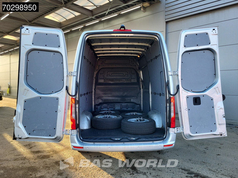 Mercedes-Benz Sprinter 315 CDI Special Edition Automaat L2H2 150PK Airco Cruise Camera Parkeersensoren MBUX CarPlay Velgen Euro6 L2 12m3 Airco - Kis furgon: 3 kép. Mercedes-Benz Sprinter 315 CDI Special Edition Automaat L2H2 150PK Airco Cruise Camera Parkeersensoren MBUX CarPlay Velgen Euro6 L2 12m3 Airco - Kis furgon: 3 kép.