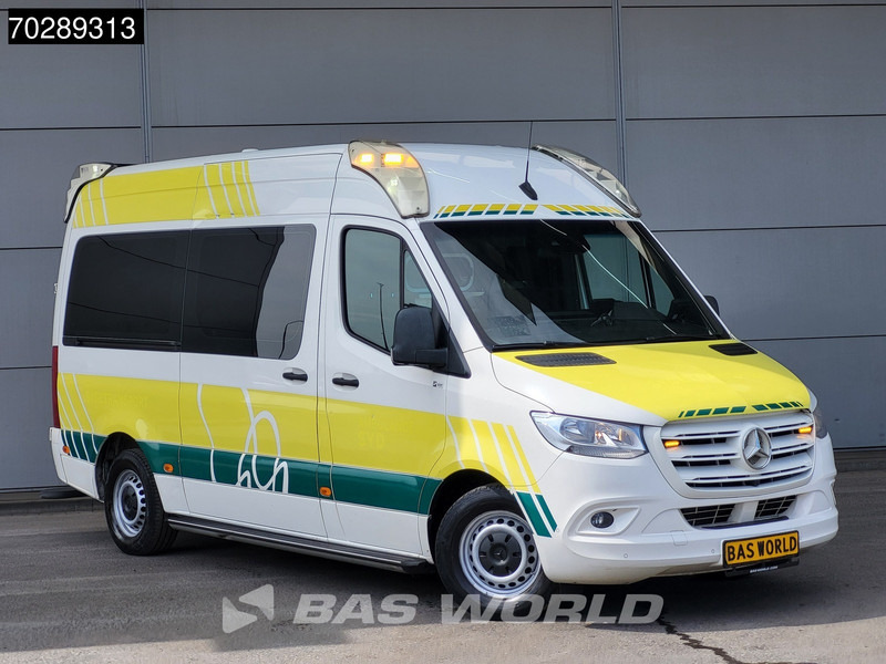 Mercedes-Benz Sprinter 316 CDI Ambulance Brancard Automaat Ziekenwagen Airco Cruise Camera Parkeersensoren Standkachel Euro6 Rettungswagen Krankenwagen - Mentőautó: 3 kép. Mercedes-Benz Sprinter 316 CDI Ambulance Brancard Automaat Ziekenwagen Airco Cruise Camera Parkeersensoren Standkachel Euro6 Rettungswagen Krankenwagen - Mentőautó: 3 kép.