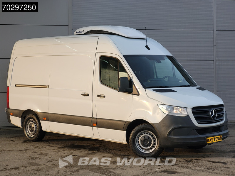 Mercedes-Benz Sprinter 316 CDI Koelwagen Kerstner 230v Stekker 160PK L2H2 Airco Camera MBUX CarPlay Euro6 L2 Koel Koeler Kühl Kühler Kühlwagen Euro6 Ai - Hűtős kisteherautó: 3 kép. Mercedes-Benz Sprinter 316 CDI Koelwagen Kerstner 230v Stekker 160PK L2H2 Airco Camera MBUX CarPlay Euro6 L2 Koel Koeler Kühl Kühler Kühlwagen Euro6 Ai - Hűtős kisteherautó: 3 kép.