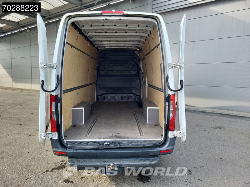 Mercedes-Benz Sprinter 316 CDI L3H2 160PK Trekhaak Navi Airco Cruise MBUX CarPlay APK 06-2026 Euro6 L3 15m3 Airco Trekhaak Cruise control - Furgon: 3 kép. Mercedes-Benz Sprinter 316 CDI L3H2 160PK Trekhaak Navi Airco Cruise MBUX CarPlay APK 06-2026 Euro6 L3 15m3 Airco Trekhaak Cruise control - Furgon: 3 kép.