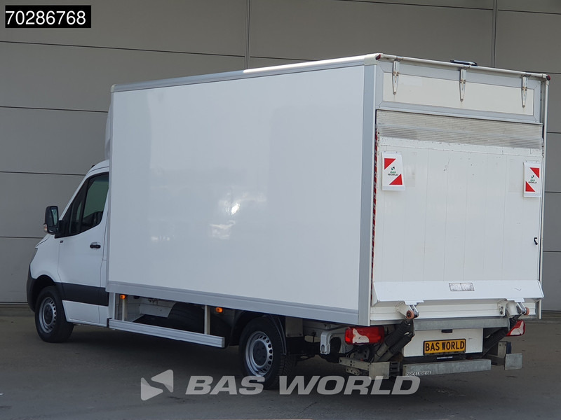 Mercedes-Benz Sprinter 316 CDI Laadklep Automaat Zijdeur Bakwagen Navi Airco MBUX Lat om Lat Euro6 Meubelbak Koffer 20m3 Airco - Dobozos kisteherautó: 2 kép. Mercedes-Benz Sprinter 316 CDI Laadklep Automaat Zijdeur Bakwagen Navi Airco MBUX Lat om Lat Euro6 Meubelbak Koffer 20m3 Airco - Dobozos kisteherautó: 2 kép.