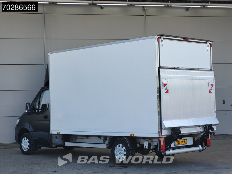 Mercedes-Benz Sprinter 316 CDI Laadklep Zijdeur Bakwagen Airco Cruise Euro6 Meubelbak Koffer 22m3 Airco Cruise control - Dobozos kisteherautó: 2 kép. Mercedes-Benz Sprinter 316 CDI Laadklep Zijdeur Bakwagen Airco Cruise Euro6 Meubelbak Koffer 22m3 Airco Cruise control - Dobozos kisteherautó: 2 kép.