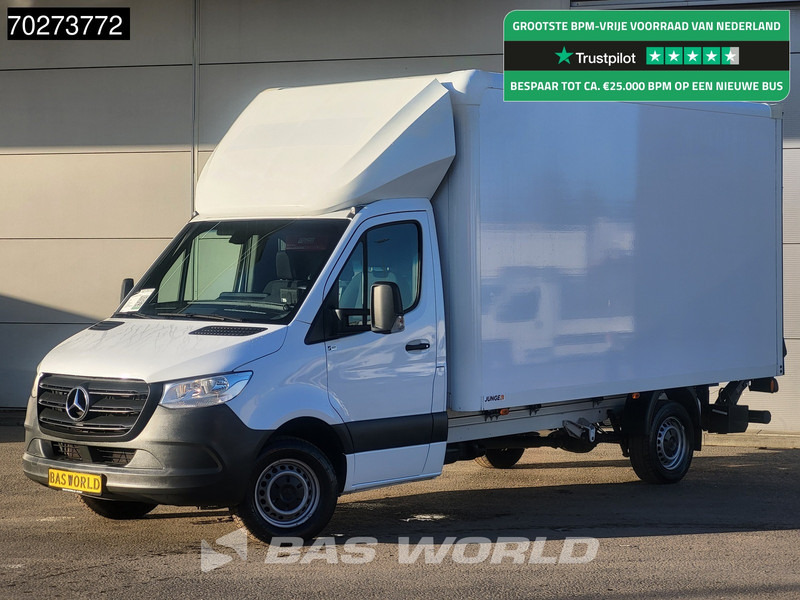 Mercedes-Benz Sprinter 317 CDI Automaat Bakwagen Laadklep Camera Airco Koffer Meubelbak 20m3 Airco - Dobozos kisteherautó: 1 kép. Mercedes-Benz Sprinter 317 CDI Automaat Bakwagen Laadklep Camera Airco Koffer Meubelbak 20m3 Airco - Dobozos kisteherautó: 1 kép.