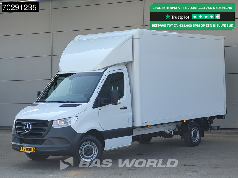 Mercedes-Benz Sprinter 317 CDI Automaat Bakwagen Laadklep Camera Airco Koffer Meubelbak 21m3 Airco - Dobozos kisteherautó: 1 kép. Mercedes-Benz Sprinter 317 CDI Automaat Bakwagen Laadklep Camera Airco Koffer Meubelbak 21m3 Airco - Dobozos kisteherautó: 1 kép.