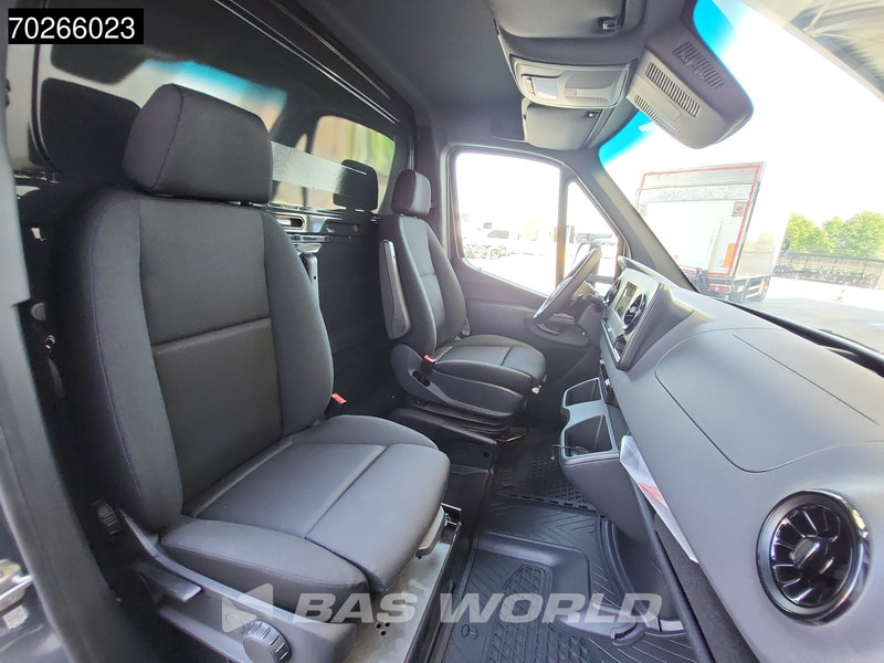 Új Dobozos kisteherautó Mercedes-Benz Sprinter 317 CDI Automaat Bakwagen Laadklep Lat om Lat Navi Airco Cruise Meubelbak Koffer 22m3 Airco Cruise control: 14 kép.