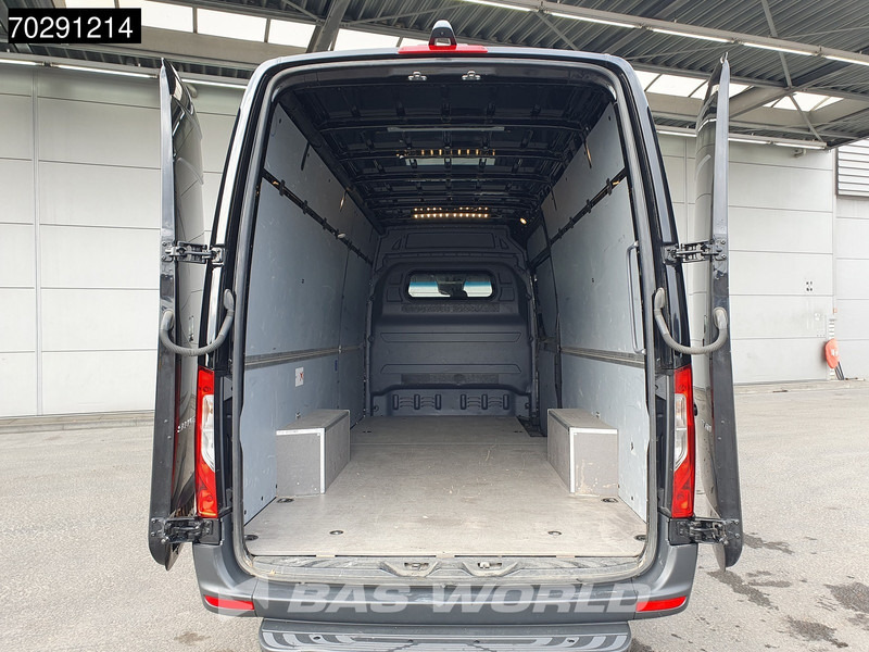 Mercedes-Benz Sprinter 317 CDI Automaat L3H2 Airco Camera Parkeersensoren MBUX CarPlay Euro6 L3 15m3 Airco - Furgon: 3 kép. Mercedes-Benz Sprinter 317 CDI Automaat L3H2 Airco Camera Parkeersensoren MBUX CarPlay Euro6 L3 15m3 Airco - Furgon: 3 kép.