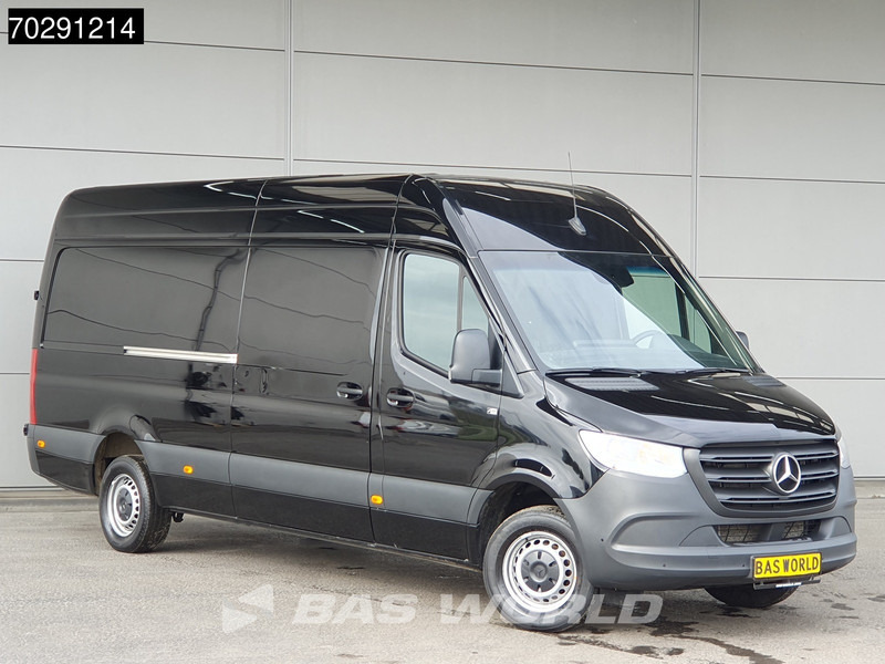 Mercedes-Benz Sprinter 317 CDI Automaat L3H2 Airco Camera Parkeersensoren MBUX CarPlay Euro6 L3 15m3 Airco - Furgon: 5 kép. Mercedes-Benz Sprinter 317 CDI Automaat L3H2 Airco Camera Parkeersensoren MBUX CarPlay Euro6 L3 15m3 Airco - Furgon: 5 kép.