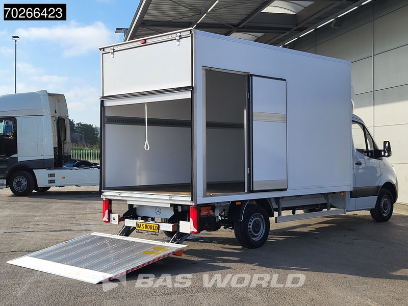 Mercedes-Benz Sprinter 317 CDI Automaat Laadklep Zijdeur Bakwagen Navi Airco Cruise MBUX Euro6 Meubelbak Koffer 12m3 Airco Cruise control - Dobozos kisteherautó: 3 kép. Mercedes-Benz Sprinter 317 CDI Automaat Laadklep Zijdeur Bakwagen Navi Airco Cruise MBUX Euro6 Meubelbak Koffer 12m3 Airco Cruise control - Dobozos kisteherautó: 3 kép.