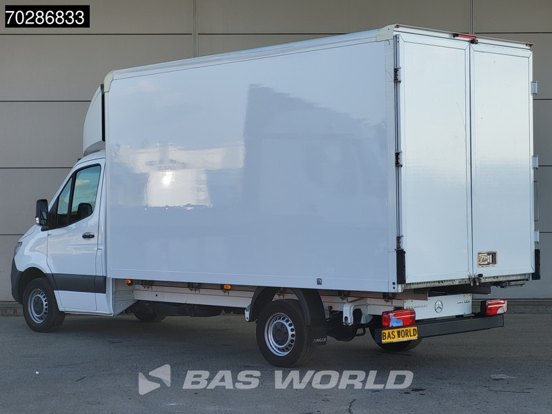 Mercedes-Benz Sprinter 317 CDI Bakwagen Automaat Achterdeuren Airco Camera Euro6 Meubelbak Koffer 21m3 Airco - Dobozos kisteherautó: 2 kép. Mercedes-Benz Sprinter 317 CDI Bakwagen Automaat Achterdeuren Airco Camera Euro6 Meubelbak Koffer 21m3 Airco - Dobozos kisteherautó: 2 kép.