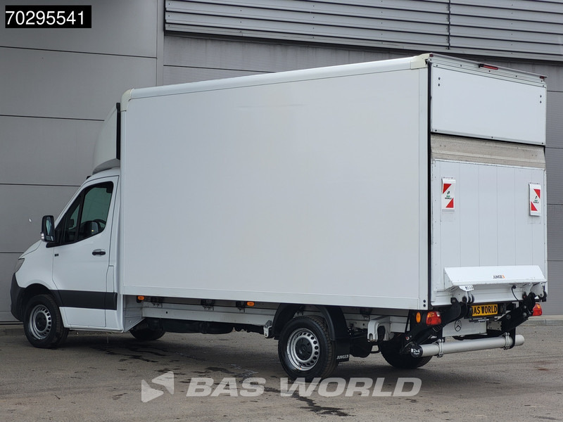 Mercedes-Benz Sprinter 317 CDI Laadklep Automaat Bakwagen 170PK Airco Camera Euro6 Meubelbak Koffer 21m3 Airco - Dobozos kisteherautó: 2 kép. Mercedes-Benz Sprinter 317 CDI Laadklep Automaat Bakwagen 170PK Airco Camera Euro6 Meubelbak Koffer 21m3 Airco - Dobozos kisteherautó: 2 kép.