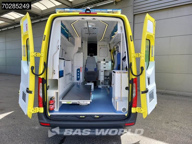 Mercedes-Benz Sprinter 319 CDI Automaat Nieuw! Complete Ambulance Ziekenwagen Rettungswagen Krankenwagen 11m3 Airco Cruise control - Mentőautó: 3 kép. Mercedes-Benz Sprinter 319 CDI Automaat Nieuw! Complete Ambulance Ziekenwagen Rettungswagen Krankenwagen 11m3 Airco Cruise control - Mentőautó: 3 kép.