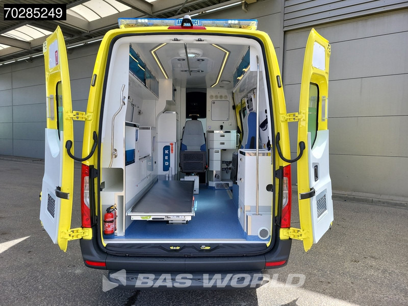 Mercedes-Benz Sprinter 319 CDI Automaat Nieuw! Complete Ambulance Ziekenwagen Rettungswagen Krankenwagen 11m3 Airco Cruise control - Mentőautó: 3 kép. Mercedes-Benz Sprinter 319 CDI Automaat Nieuw! Complete Ambulance Ziekenwagen Rettungswagen Krankenwagen 11m3 Airco Cruise control - Mentőautó: 3 kép.