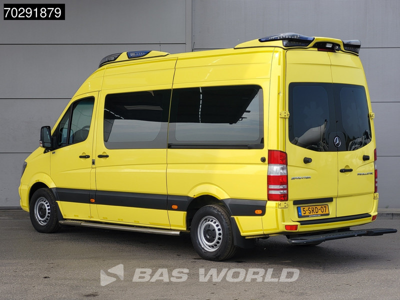 Mercedes-Benz Sprinter 319 CDI Marge! 3.0L V6 Automaat 2x Schuifdeur Airco Cruise Euro6 Krankenwagen Rettungswagen 8m3 Airco Cruise control - Mentőautó: 2 kép. Mercedes-Benz Sprinter 319 CDI Marge! 3.0L V6 Automaat 2x Schuifdeur Airco Cruise Euro6 Krankenwagen Rettungswagen 8m3 Airco Cruise control - Mentőautó: 2 kép.