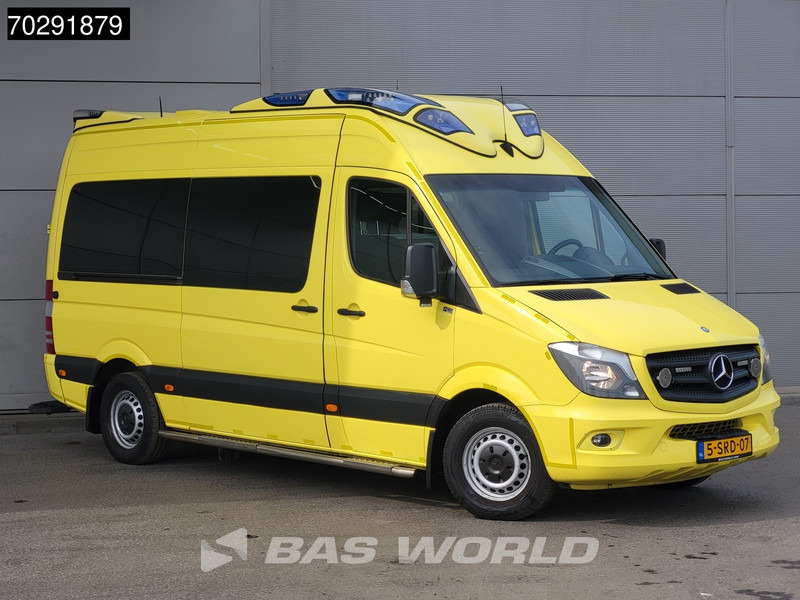 Mercedes-Benz Sprinter 319 CDI Marge! 3.0L V6 Automaat 2x Schuifdeur Airco Cruise Euro6 Krankenwagen Rettungswagen 8m3 Airco Cruise control - Mentőautó: 5 kép. Mercedes-Benz Sprinter 319 CDI Marge! 3.0L V6 Automaat 2x Schuifdeur Airco Cruise Euro6 Krankenwagen Rettungswagen 8m3 Airco Cruise control - Mentőautó: 5 kép.