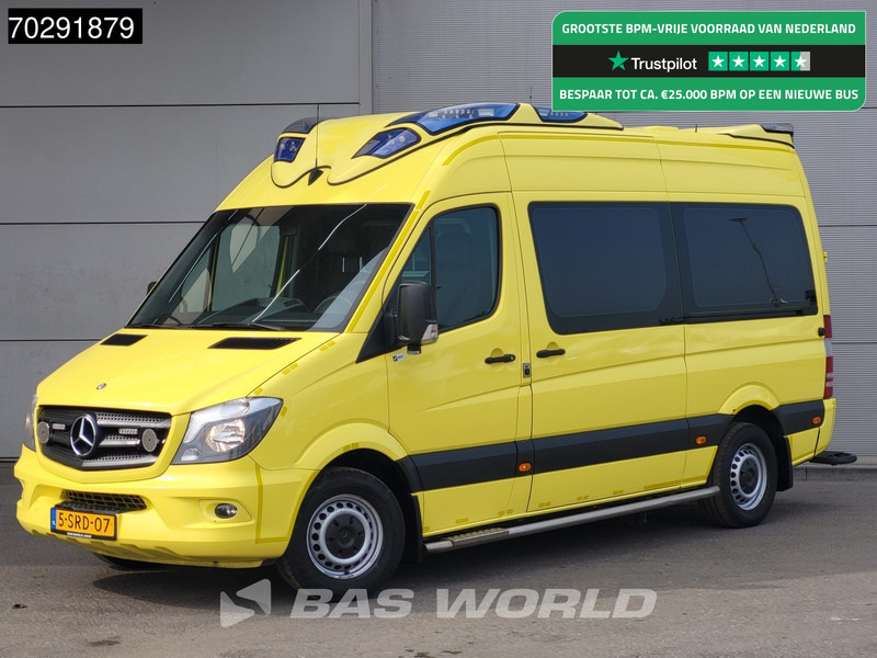 Mercedes-Benz Sprinter 319 CDI Marge! 3.0L V6 Automaat 2x Schuifdeur Airco Cruise Euro6 Krankenwagen Rettungswagen 8m3 Airco Cruise control - Mentőautó: 1 kép. Mercedes-Benz Sprinter 319 CDI Marge! 3.0L V6 Automaat 2x Schuifdeur Airco Cruise Euro6 Krankenwagen Rettungswagen 8m3 Airco Cruise control - Mentőautó: 1 kép.