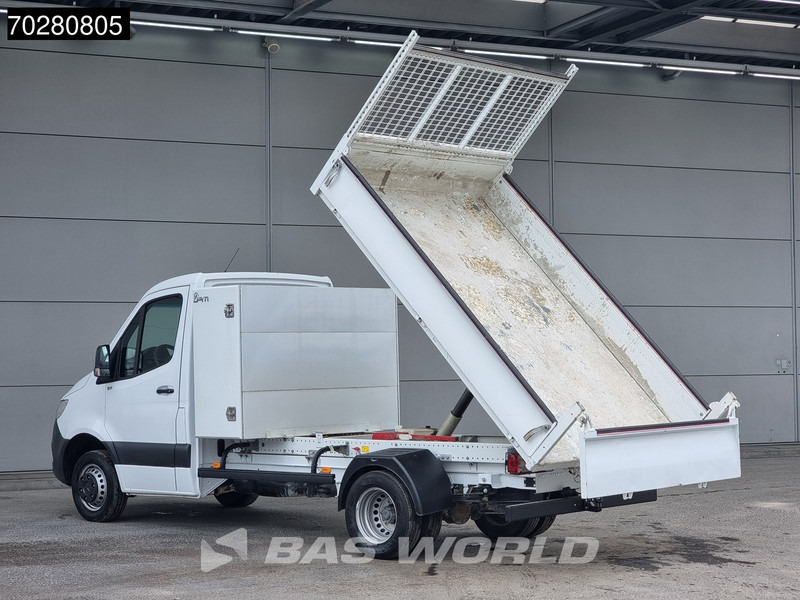 Mercedes-Benz Sprinter 514 CDI Kipper met Kist Dubbel Cabine Dubbellucht 3,5t Trekhaak Airco Cruise Euro6 Tipper Benne Kieper 1m3 Airco Trekhaak Cruise - Billenőplatós kisteherautó: 2 kép. Mercedes-Benz Sprinter 514 CDI Kipper met Kist Dubbel Cabine Dubbellucht 3,5t Trekhaak Airco Cruise Euro6 Tipper Benne Kieper 1m3 Airco Trekhaak Cruise - Billenőplatós kisteherautó: 2 kép.