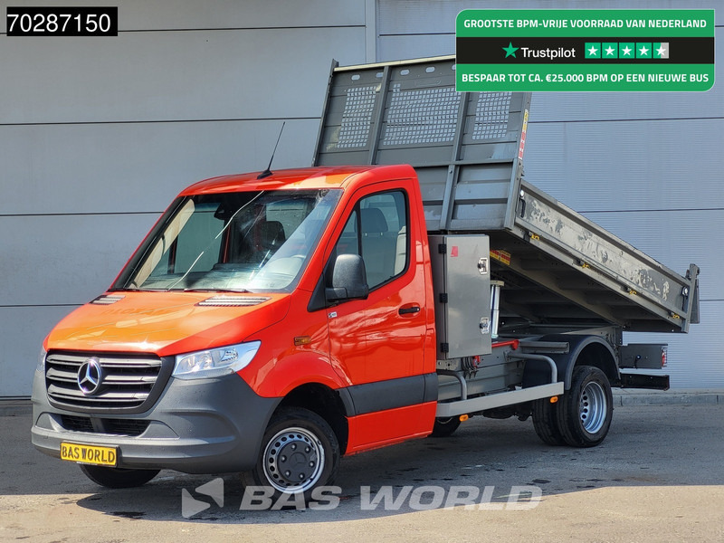 Mercedes-Benz Sprinter 514 CDI Kipper met Kist Dubbellucht 3,5t Trekhaak Airco Cruise Euro6 Tipper Benne Kieper 2m3 Airco Trekhaak Cruise control - Billenőplatós kisteherautó: 1 kép. Mercedes-Benz Sprinter 514 CDI Kipper met Kist Dubbellucht 3,5t Trekhaak Airco Cruise Euro6 Tipper Benne Kieper 2m3 Airco Trekhaak Cruise control - Billenőplatós kisteherautó: 1 kép.