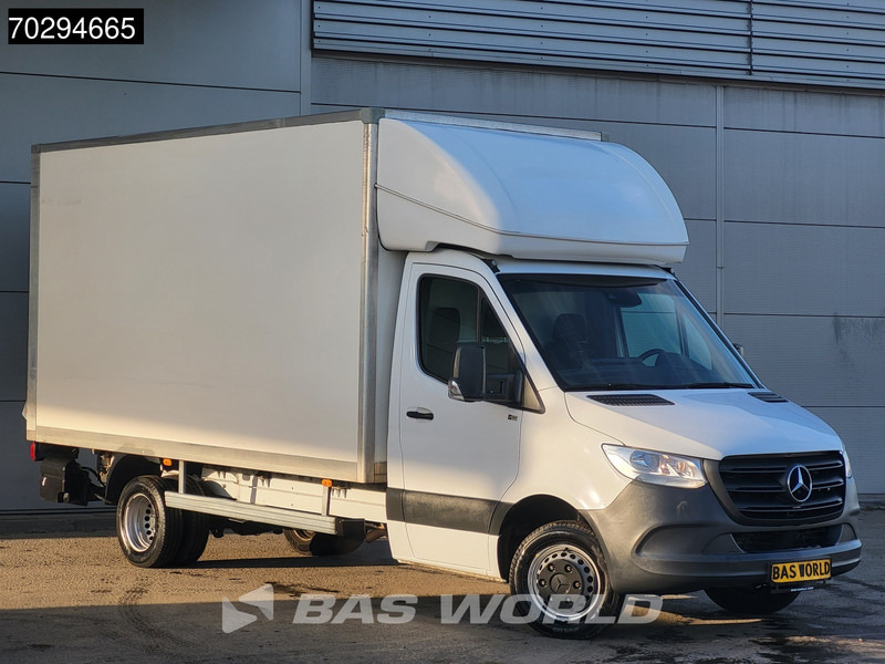 Mercedes-Benz Sprinter 514 CDI Laadklep Dubbellucht Bakwagen Airco Cruise MBUX CarPlay D'Hollandia Euro6 Meubelbak Koffer Airco Cruise control - Dobozos kisteherautó: 5 kép. Mercedes-Benz Sprinter 514 CDI Laadklep Dubbellucht Bakwagen Airco Cruise MBUX CarPlay D'Hollandia Euro6 Meubelbak Koffer Airco Cruise control - Dobozos kisteherautó: 5 kép.