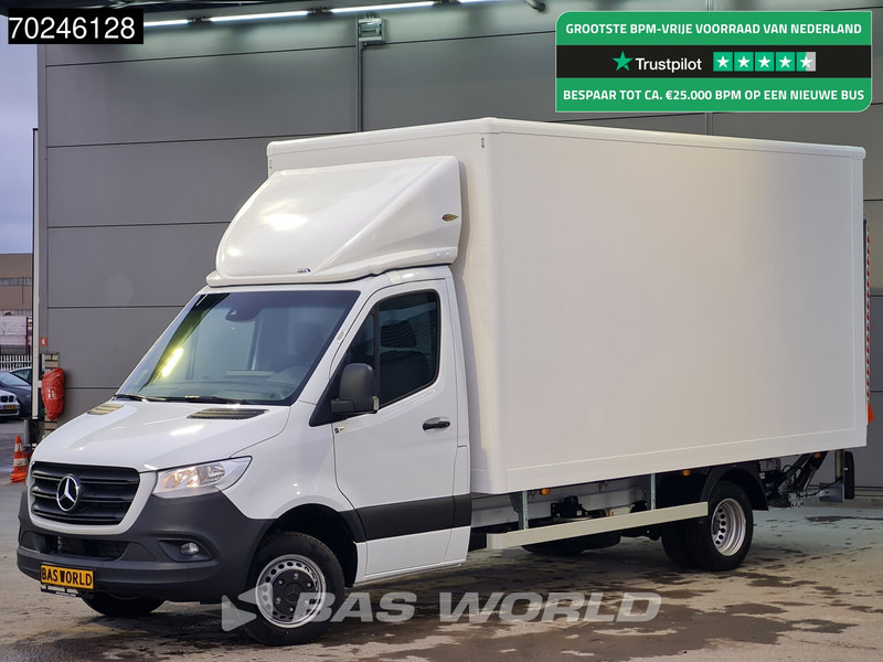 Mercedes-Benz Sprinter 515 CDI Automaat 1000kg Laadklep Zijdeur Dubbellucht Bakwagen MBUX Airco Cruise MBUX Koffer Meubelbak 21m3 Airco Cruise control - Dobozos kisteherautó: 1 kép. Mercedes-Benz Sprinter 515 CDI Automaat 1000kg Laadklep Zijdeur Dubbellucht Bakwagen MBUX Airco Cruise MBUX Koffer Meubelbak 21m3 Airco Cruise control - Dobozos kisteherautó: 1 kép.