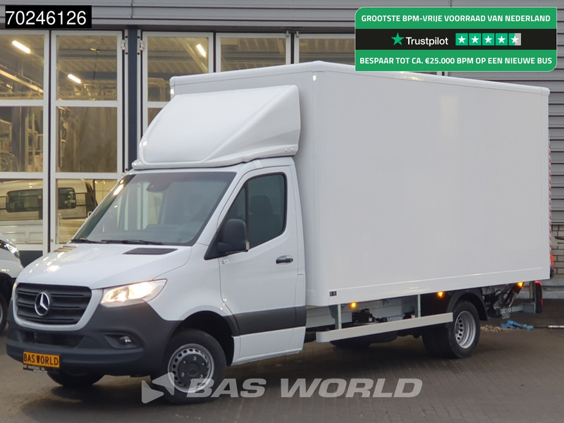 Mercedes-Benz Sprinter 515 CDI Automaat 1000kg Laadklep Zijdeur Dubbellucht Bakwagen MBUX Airco Cruise MBUX Koffer Meubelbak 21m3 Airco Cruise control - Dobozos kisteherautó: 1 kép. Mercedes-Benz Sprinter 515 CDI Automaat 1000kg Laadklep Zijdeur Dubbellucht Bakwagen MBUX Airco Cruise MBUX Koffer Meubelbak 21m3 Airco Cruise control - Dobozos kisteherautó: 1 kép.
