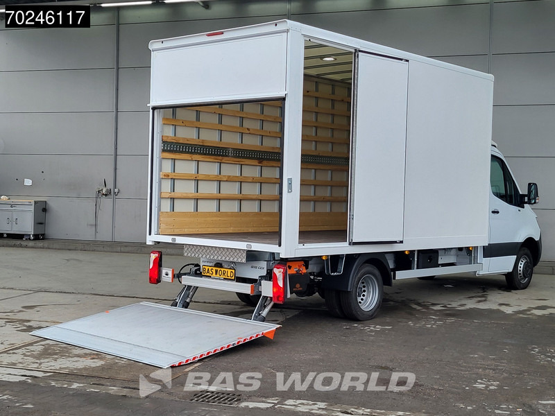 Mercedes-Benz Sprinter 515 CDI Automaat Bakwagen Laadklep Zijdeur Nieuw Airco Cruise Meubelbak Koffer 21m3 Airco Cruise control - Dobozos kisteherautó: 3 kép. Mercedes-Benz Sprinter 515 CDI Automaat Bakwagen Laadklep Zijdeur Nieuw Airco Cruise Meubelbak Koffer 21m3 Airco Cruise control - Dobozos kisteherautó: 3 kép.