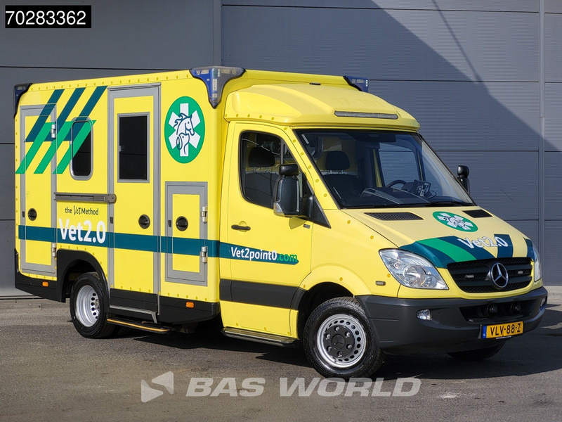 Mercedes-Benz Sprinter 519 CDI MARGE! 3.0L V6 Automaat 190PK Ambulance Trekhaak Airco Cruise APK 02-2026 Euro6 Rettungswagen Krankenwagen 13m3 Airco Tr - Mentőautó: 5 kép. Mercedes-Benz Sprinter 519 CDI MARGE! 3.0L V6 Automaat 190PK Ambulance Trekhaak Airco Cruise APK 02-2026 Euro6 Rettungswagen Krankenwagen 13m3 Airco Tr - Mentőautó: 5 kép.