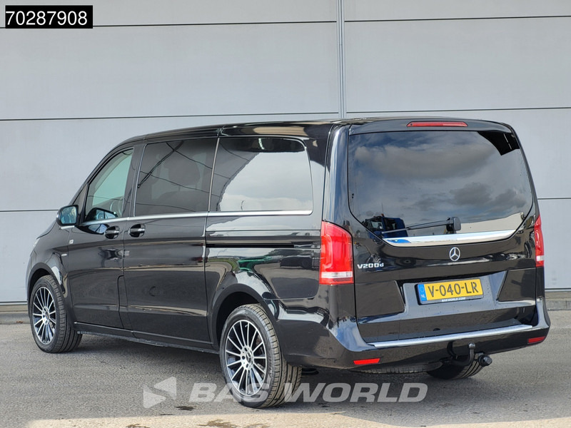 Mercedes-Benz V-Klasse 200 Dubbel Cabine 2 x Schuifdeur Leder LED L2H1 Trekhaak Navi Airco Camera Cruise Automaat Euro6 DC Doka Mixto L2 4m3 Airco Trek - Kis furgon: 2 kép. Mercedes-Benz V-Klasse 200 Dubbel Cabine 2 x Schuifdeur Leder LED L2H1 Trekhaak Navi Airco Camera Cruise Automaat Euro6 DC Doka Mixto L2 4m3 Airco Trek - Kis furgon: 2 kép.