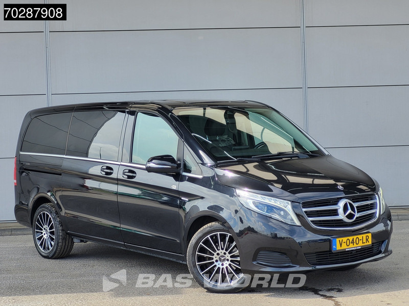 Mercedes-Benz V-Klasse 200 Dubbel Cabine 2 x Schuifdeur Leder LED L2H1 Trekhaak Navi Airco Camera Cruise Automaat Euro6 DC Doka Mixto L2 4m3 Airco Trek - Kis furgon: 5 kép. Mercedes-Benz V-Klasse 200 Dubbel Cabine 2 x Schuifdeur Leder LED L2H1 Trekhaak Navi Airco Camera Cruise Automaat Euro6 DC Doka Mixto L2 4m3 Airco Trek - Kis furgon: 5 kép.
