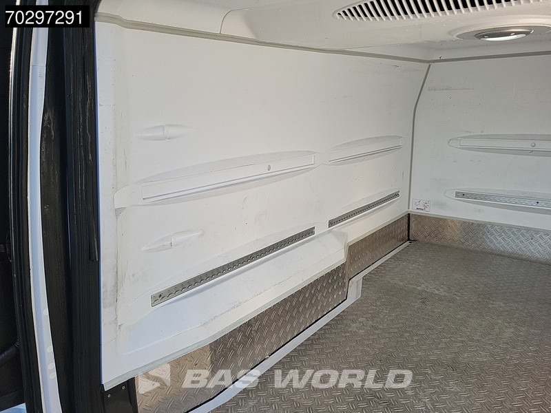 Mercedes-Benz Vito Koelwagen L2H1 230v-stekker Airco Cruise Camera Euro6 L2 Koel Koeler Kühl Kühler Kühlwagen Airco Cruise control - Hűtős kisteherautó: 5 kép. Mercedes-Benz Vito Koelwagen L2H1 230v-stekker Airco Cruise Camera Euro6 L2 Koel Koeler Kühl Kühler Kühlwagen Airco Cruise control - Hűtős kisteherautó: 5 kép.