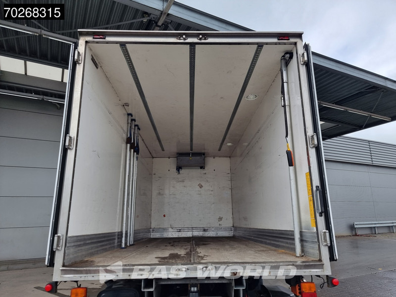 Iveco Daily 40C15 3.0 150pk BE Combi 2420kg laadvermogen Bakwagen Koelwagen Koeler Koel Laadklep Trekker 24m3 Cruise control - Nyergesvontató: 5 kép. Iveco Daily 40C15 3.0 150pk BE Combi 2420kg laadvermogen Bakwagen Koelwagen Koeler Koel Laadklep Trekker 24m3 Cruise control - Nyergesvontató: 5 kép.