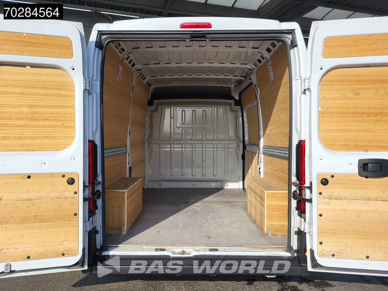 Opel Movano 120PK L2H2 Airco Cruise Euro6 L2 10m3 Airco Cruise control - Kis furgon: 3 kép. Opel Movano 120PK L2H2 Airco Cruise Euro6 L2 10m3 Airco Cruise control - Kis furgon: 3 kép.