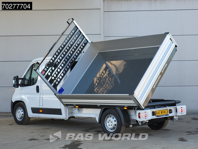 Opel Movano 140PK 3 zijdige Kipper Dubbel Cabine Airco Cruise Tipper Benne Kieper Airco Dubbel cabine Cruise control - Billenőplatós kisteherautó: 2 kép. Opel Movano 140PK 3 zijdige Kipper Dubbel Cabine Airco Cruise Tipper Benne Kieper Airco Dubbel cabine Cruise control - Billenőplatós kisteherautó: 2 kép.