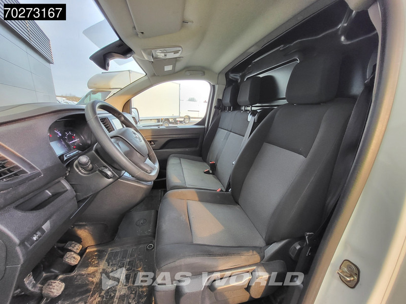 Opel Vivaro 145pk L3H1 Navi Cruise Camera Parkeersensoren Airco L3 5m3 Airco Cruise control - Kis furgon: 3 kép. Opel Vivaro 145pk L3H1 Navi Cruise Camera Parkeersensoren Airco L3 5m3 Airco Cruise control - Kis furgon: 3 kép.