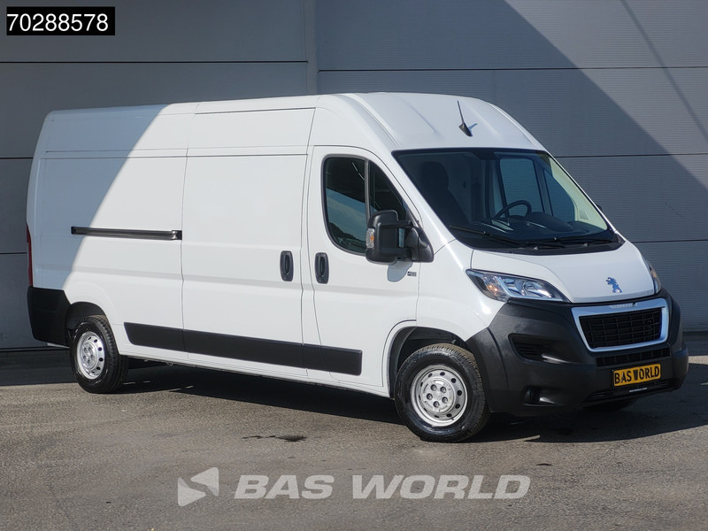 Peugeot Boxer 140pk L3H2 Airco Cruise Parkeersensoren Euro6 L3 13m3 Airco Cruise control - Furgon: 3 kép. Peugeot Boxer 140pk L3H2 Airco Cruise Parkeersensoren Euro6 L3 13m3 Airco Cruise control - Furgon: 3 kép.