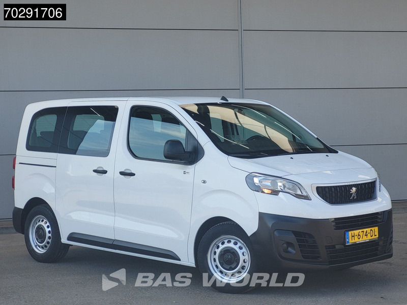 Peugeot Expert 102PK Personenvervoer 9-Persoons L1H1 Airco Cruise Euro6 APK 03-2026 TV Taxi Kombi Passenger Transport Tourer L1 Airco Cruise co - Minibusz, Kisbusz: 5 kép. Peugeot Expert 102PK Personenvervoer 9-Persoons L1H1 Airco Cruise Euro6 APK 03-2026 TV Taxi Kombi Passenger Transport Tourer L1 Airco Cruise co - Minibusz, Kisbusz: 5 kép.