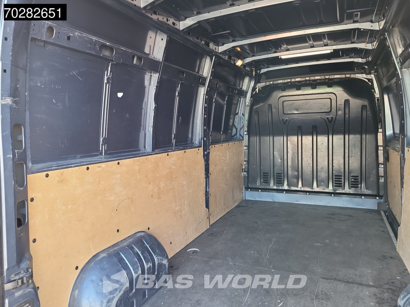 Renault Master 135PK L3H2 LED Trekhaak Airco Cruise Parkeersensoren Euro6 L3 12m3 Airco Trekhaak Cruise control - Furgon: 5 kép. Renault Master 135PK L3H2 LED Trekhaak Airco Cruise Parkeersensoren Euro6 L3 12m3 Airco Trekhaak Cruise control - Furgon: 5 kép.
