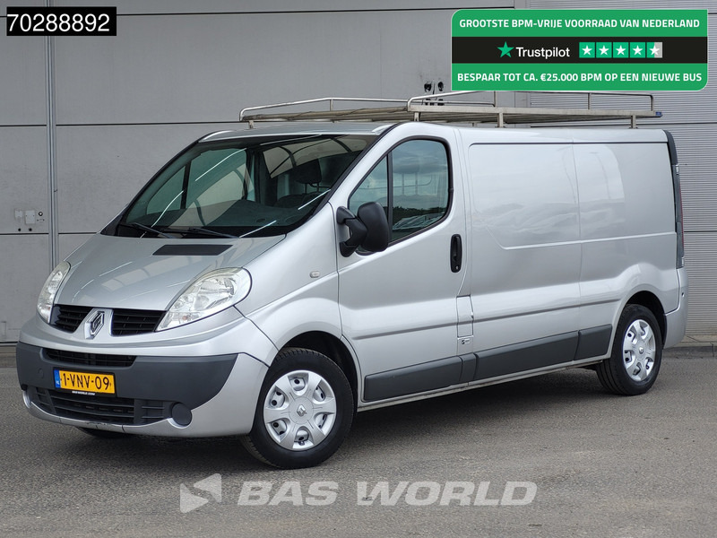 Renault Trafic 90pk L2H1 Navi Trekhaak Airco Cruise Parkeersensoren Imperiaal L2 7m3 Airco Trekhaak Cruise control - Kis furgon: 1 kép. Renault Trafic 90pk L2H1 Navi Trekhaak Airco Cruise Parkeersensoren Imperiaal L2 7m3 Airco Trekhaak Cruise control - Kis furgon: 1 kép.