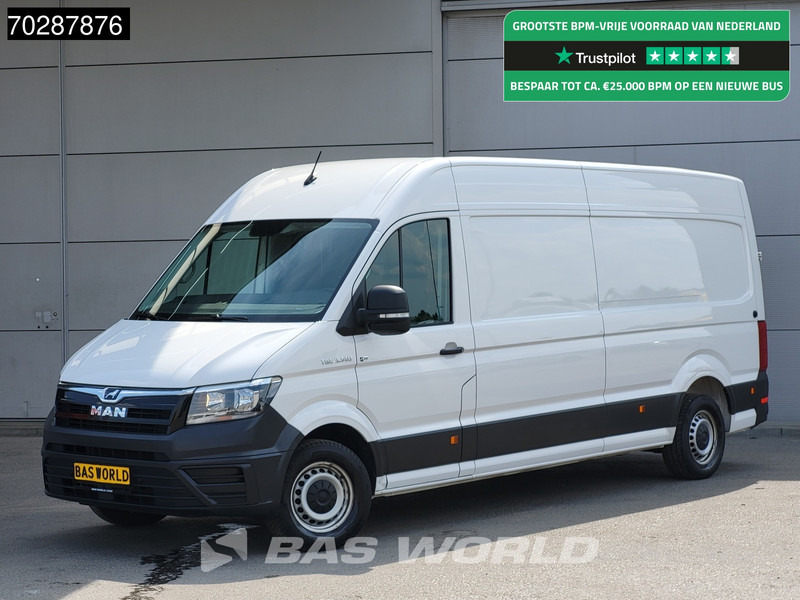Volkswagen Crafter 140pk L4H3 Trekhaak Airco Cruise Camera Parkeersensoren Euro6 L3H2 15m3 Airco Cruise control - Furgon: 1 kép. Volkswagen Crafter 140pk L4H3 Trekhaak Airco Cruise Camera Parkeersensoren Euro6 L3H2 15m3 Airco Cruise control - Furgon: 1 kép.