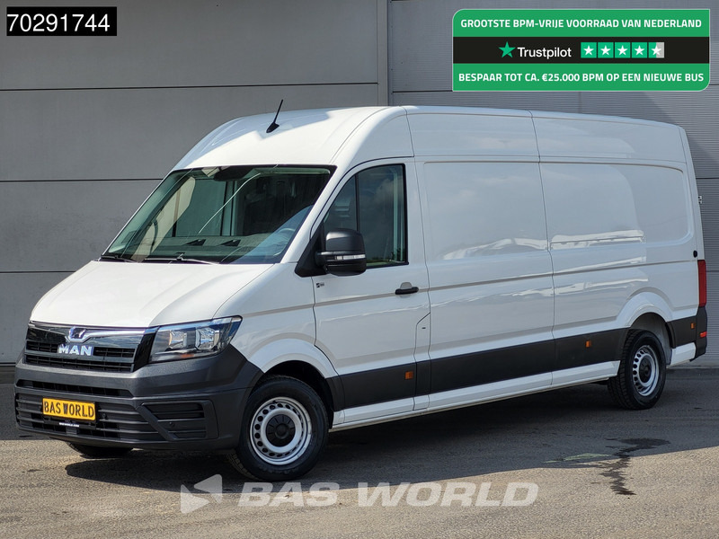 Volkswagen Crafter 140pk L4H3 Trekhaak Airco Cruise Camera Parkeersensoren Euro6 L3H2 15m3 Airco Trekhaak Cruise control - Furgon: 1 kép. Volkswagen Crafter 140pk L4H3 Trekhaak Airco Cruise Camera Parkeersensoren Euro6 L3H2 15m3 Airco Trekhaak Cruise control - Furgon: 1 kép.