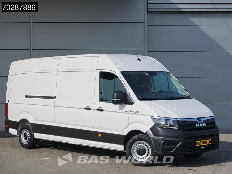 Volkswagen Crafter 140pk L4H3 Trekhaak Airco Cruise Camera Parkeersensoren Euro6 L3H2 15m3 Airco Trekhaak - Furgon: 5 kép. Volkswagen Crafter 140pk L4H3 Trekhaak Airco Cruise Camera Parkeersensoren Euro6 L3H2 15m3 Airco Trekhaak - Furgon: 5 kép.