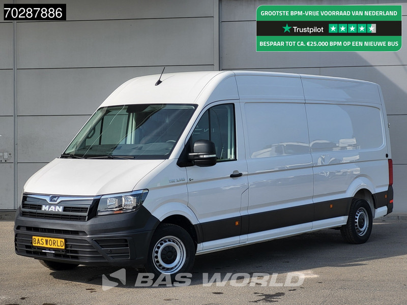 Volkswagen Crafter 140pk L4H3 Trekhaak Airco Cruise Camera Parkeersensoren Euro6 L3H2 15m3 Airco Trekhaak - Furgon: 1 kép. Volkswagen Crafter 140pk L4H3 Trekhaak Airco Cruise Camera Parkeersensoren Euro6 L3H2 15m3 Airco Trekhaak - Furgon: 1 kép.