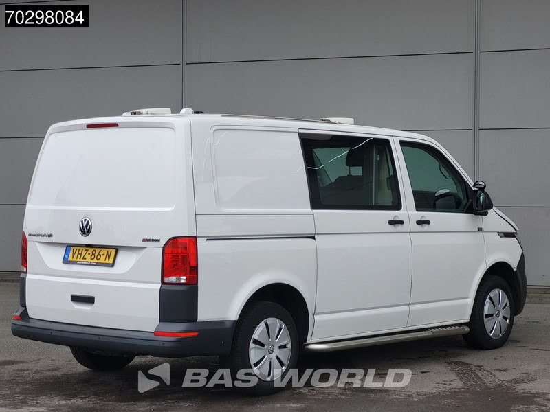 Volkswagen Transporter 150PK 4Motion 4x4 L1H1 Navi Airco Cruise Camera Parkeersensoren v+a Standkachel APK 04-2026 Euro6 L1 Kompakt Allrad 4WD Airco Cruise c - Kis furgon: 5 kép. Volkswagen Transporter 150PK 4Motion 4x4 L1H1 Navi Airco Cruise Camera Parkeersensoren v+a Standkachel APK 04-2026 Euro6 L1 Kompakt Allrad 4WD Airco Cruise c - Kis furgon: 5 kép.