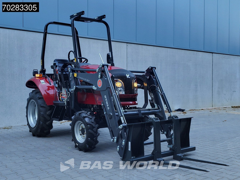 304G2 4X4 - Traktor: 3 kép. 304G2 4X4 - Traktor: 3 kép.