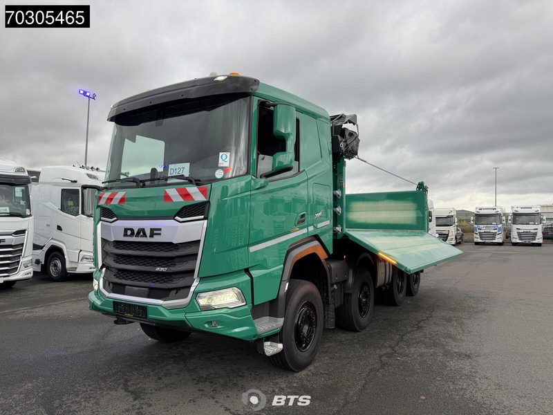 DAF XF 530 8X4 NEW Meiller 3 sided tipper Big-Axle Intarder Automatic Euro 6 - Billenőplatós teherautó: 2 kép. DAF XF 530 8X4 NEW Meiller 3 sided tipper Big-Axle Intarder Automatic Euro 6 - Billenőplatós teherautó: 2 kép.