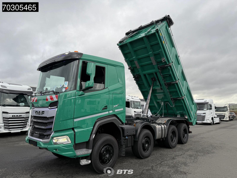 DAF XF 530 8X4 NEW Meiller 3 sided tipper Big-Axle Intarder Automatic Euro 6 - Billenőplatós teherautó: 1 kép. DAF XF 530 8X4 NEW Meiller 3 sided tipper Big-Axle Intarder Automatic Euro 6 - Billenőplatós teherautó: 1 kép.