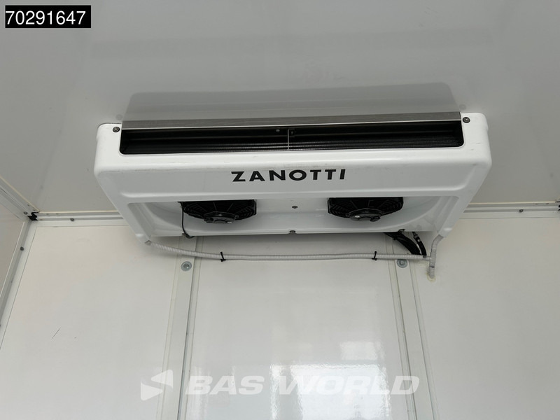 Iveco Daily 35S18 3.0L Automaat Laadklep Koelwagen Zanotti Z380 230v Stekker ACC Navi Airco Camera Euro6 Bakwagen Gekoeld Koel Koeler Kühl K - Hűtős kisteherautó: 5 kép. Iveco Daily 35S18 3.0L Automaat Laadklep Koelwagen Zanotti Z380 230v Stekker ACC Navi Airco Camera Euro6 Bakwagen Gekoeld Koel Koeler Kühl K - Hűtős kisteherautó: 5 kép.